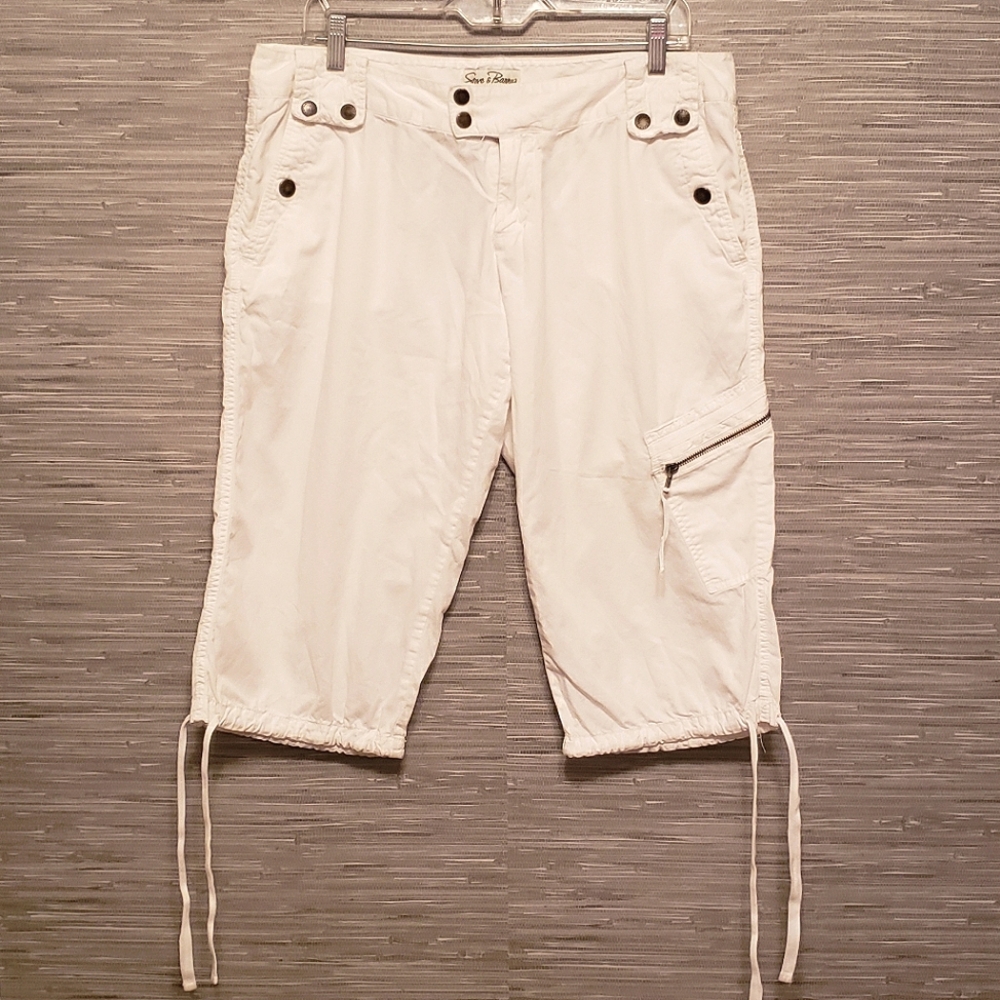White Cargo Capris